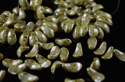 Glass Bead Curved Petal - 7x12mm - Green Lustre (10)