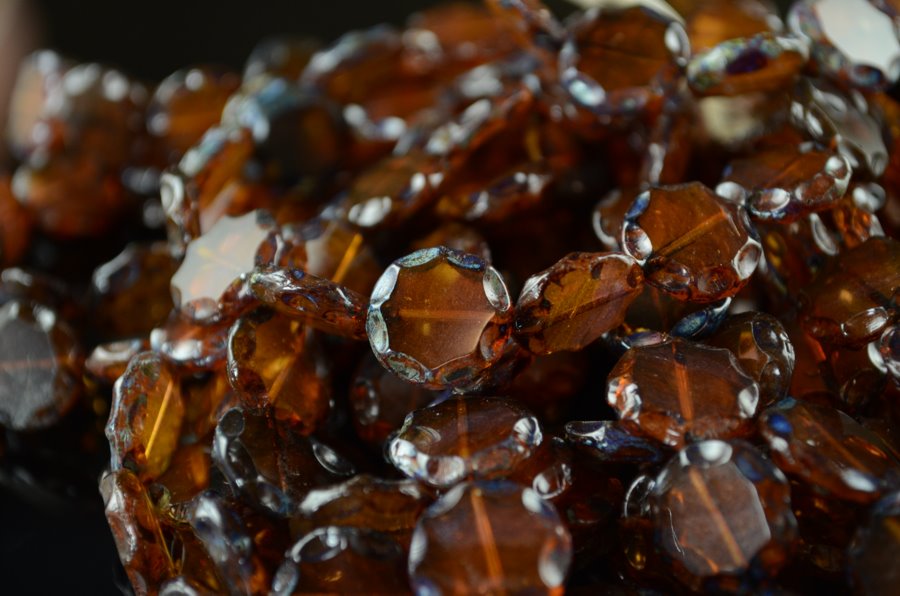 Flat Cut Tablet - 14mm Scalloped Coin - Root Beer