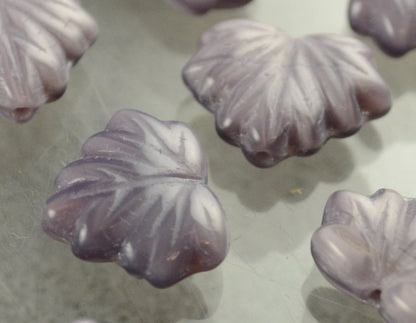 Glass Bead Vine Leaf - 13x11mm - Juicy Orange (20)