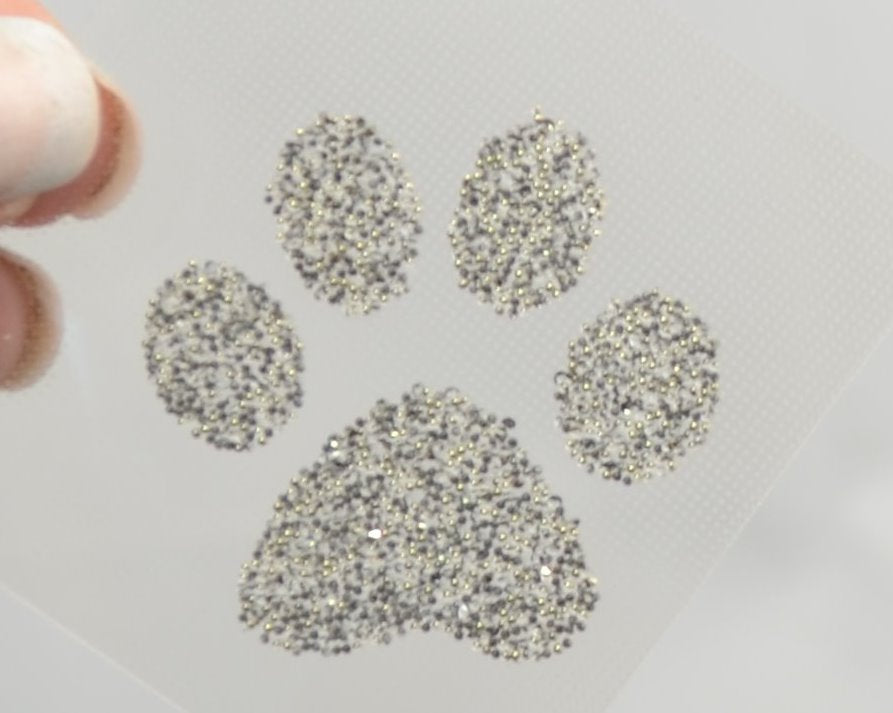 Swarovski - Crystal Fabric Applique  -  Puppy Paws (57338)  - Crystal Metallic L