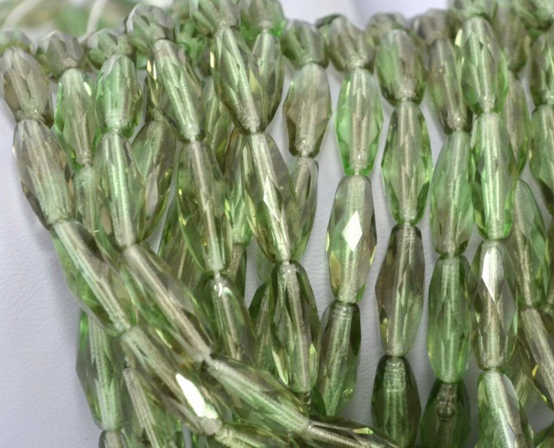 Fire Polish - 6x15mm - Spaghetti Oval - Shaded Peridot (25)