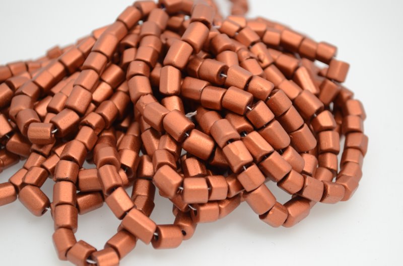 Czech Glass - 34/0 2-cut Seedbeads - Aqueduct (strand)