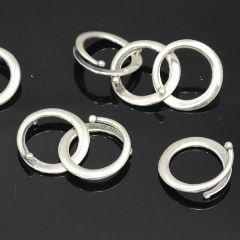 Link -  Link Loop Clasp Split Ring Thingy - Silverplated