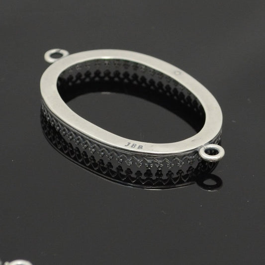 30x40 Gallery Oval Bezel   Ant Silver Each