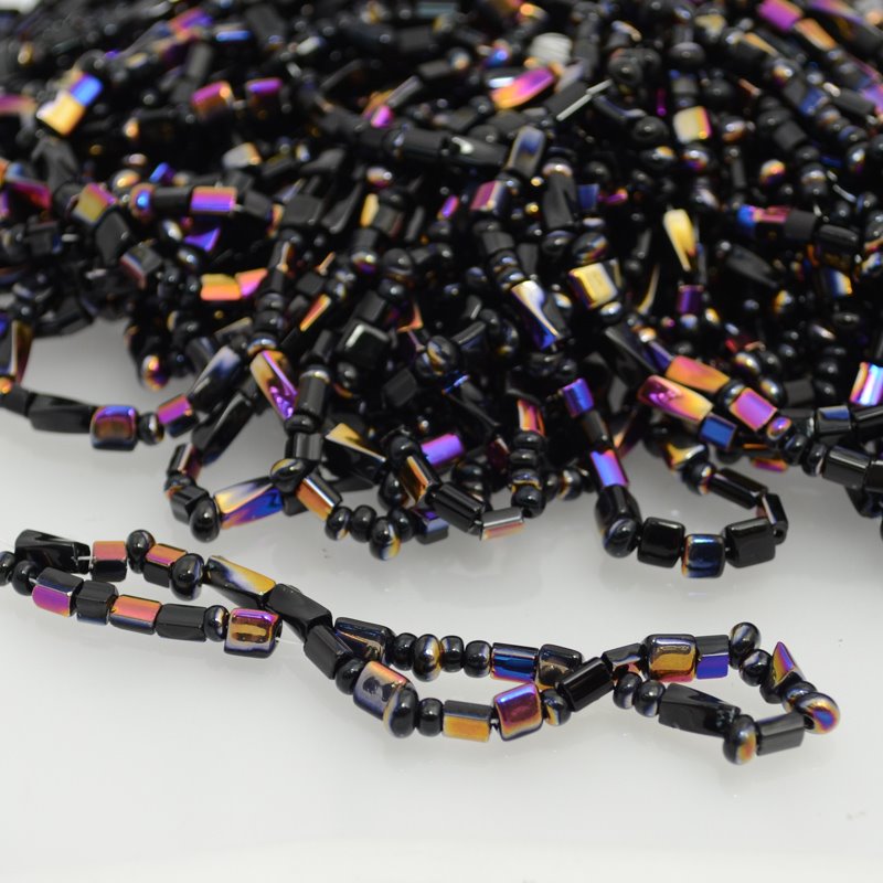 Bead Mix -  Rocailles and Tubes - Jet Sliperit (strand)