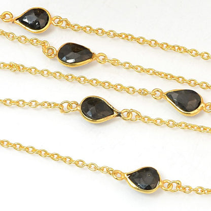 Gemstone Chain -  Mounted Faceted Stone - Black Onyx / Gold Plated (foot)