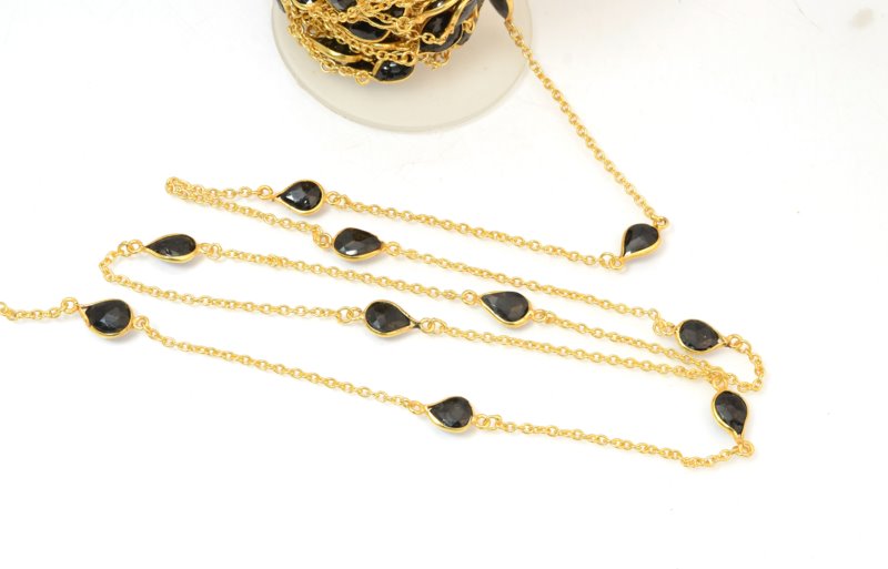 Gemstone Chain -  Mounted Faceted Stone - Black Onyx / Gold Plated (foot)