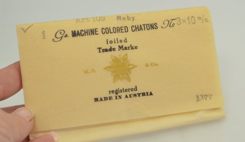 Swarovski Rhinestones - 3x10mm Baguette (Article 109/4500) - Ruby (6)