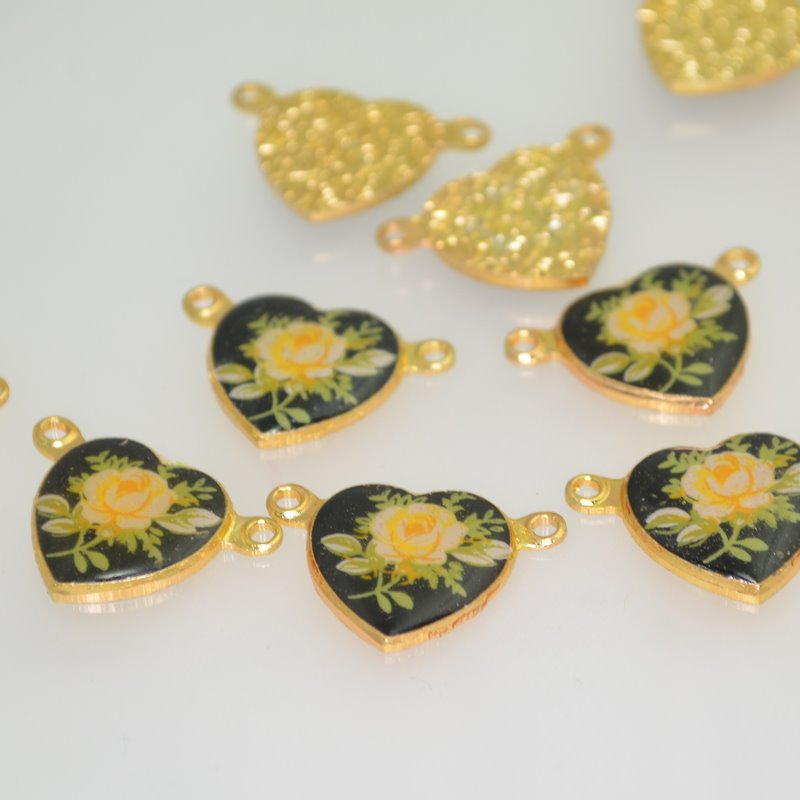 Charm -  Rose Heart Link - Gold / Black (12)