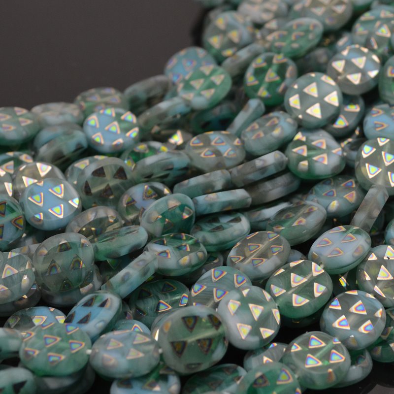 Flat Cut Tablet - 9x10mm Beetle Backs - Shark Shark