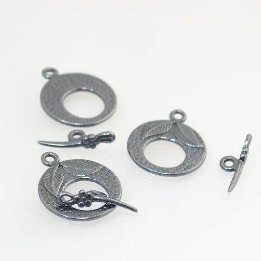Toggle Clasp -  Thornapple - Gunmetal
