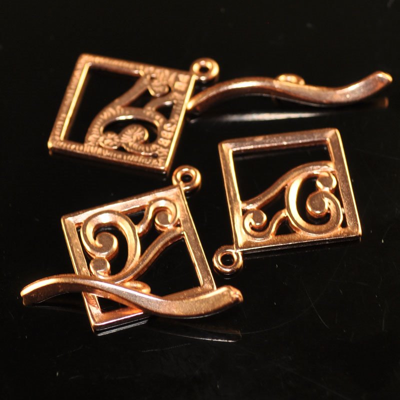 Toggle Clasp -  Square with Curliques - Bright Copper