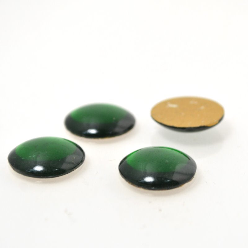 Vintage Glass - 16mm Round Cabochon - Emerald Green