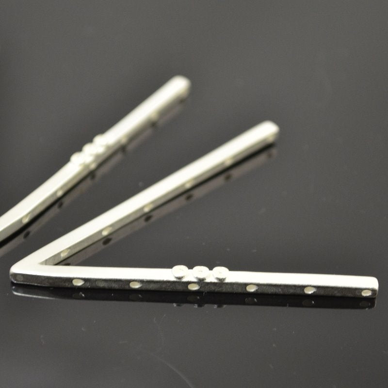 Finding -  V Frame - Bright Silver