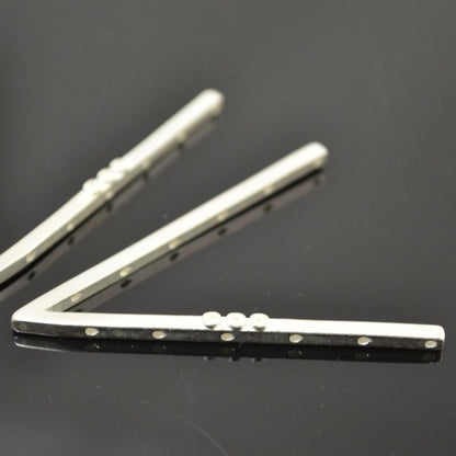 Finding -  V Frame - Bright Silver