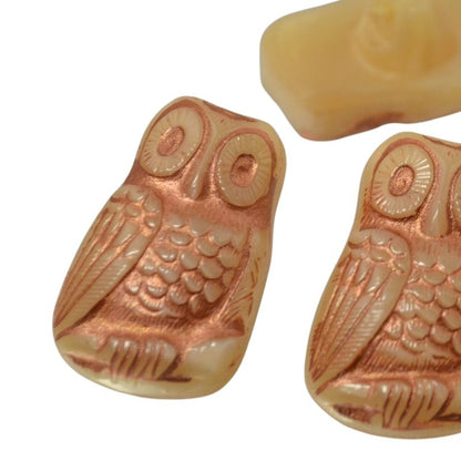 Czech Glass Button - 12mm Startled Owl - Ivory Copper Wash