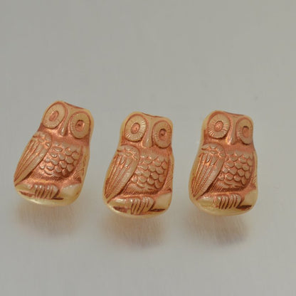 Czech Glass Button - 12mm Startled Owl - Ivory Copper Wash