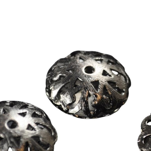Metal Bead - 18mm - Lacey Puff - Gunmetal (10)