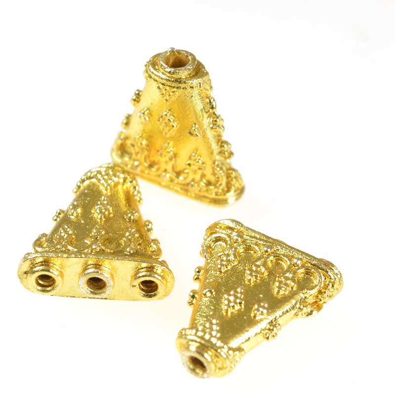 Separator/Connector - 1:3 Ornate Triangle - Bright Gold Plated (4)