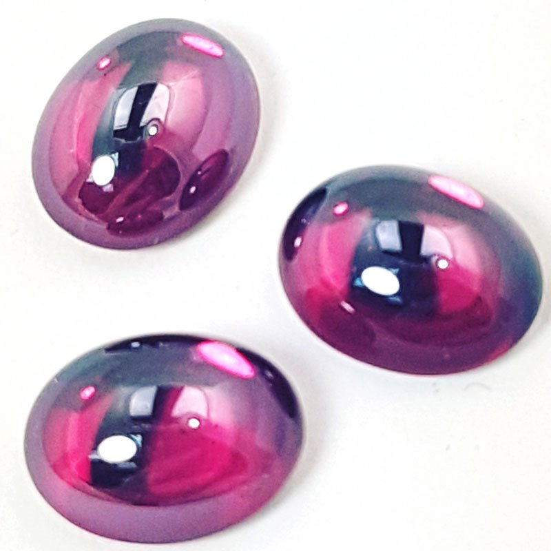 Glass Cabochon - 8x10mm Oval - Fuchsia Reflex