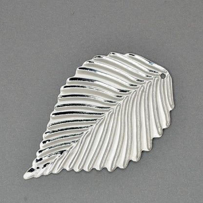 2in Corrugated Leaf Pend   Nickel Each