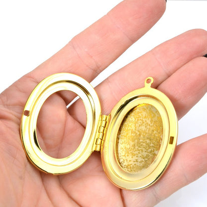 Locket Pendant   Bright Gold Plated Each