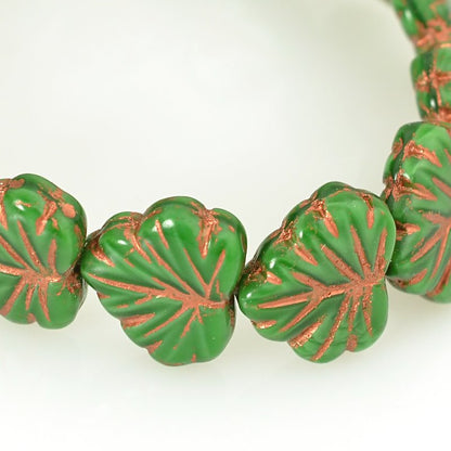 Glass Bead Vine Leaf - 13x11mm - Grass Green Silk (15)