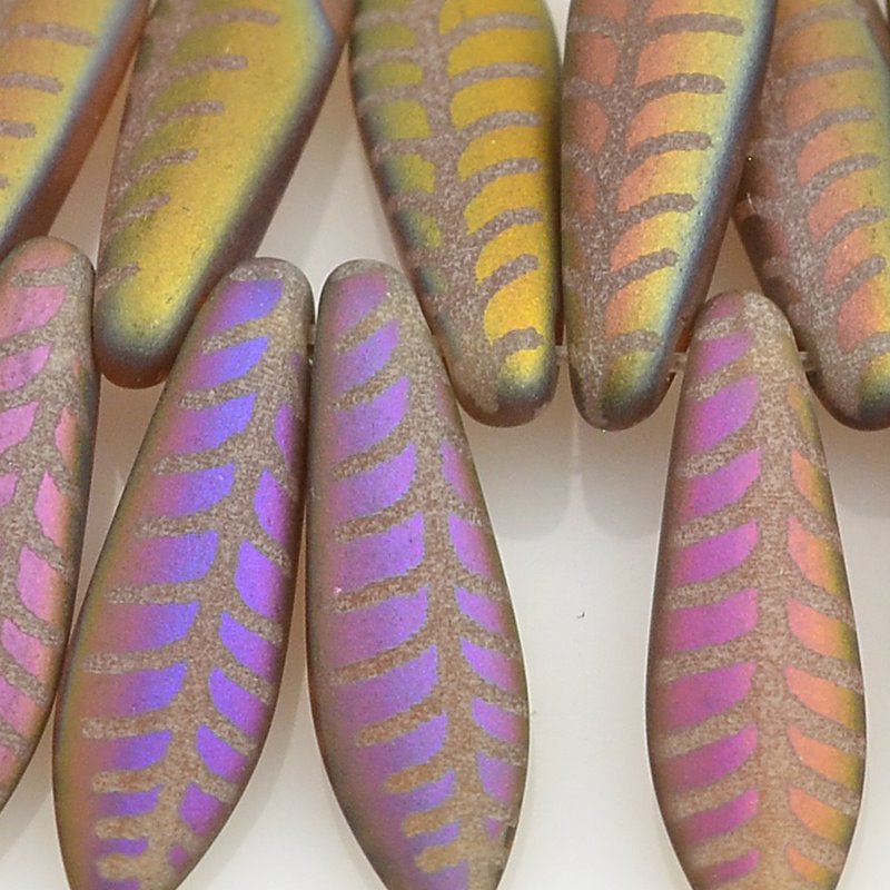 Fringe Beads Dagger Beads - 16mm - Matte Mauve AB Laser Feather (25)