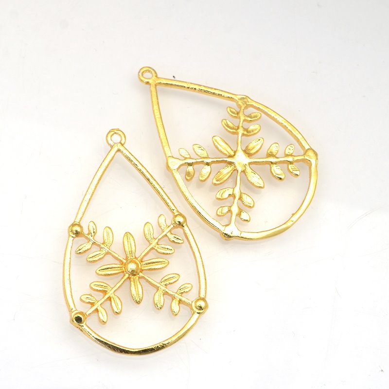 43mm Flower in Drop Pend   BrGoldPl Each