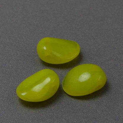 Glass Bead Curved Lily Petal - Chartreuse (Pack)