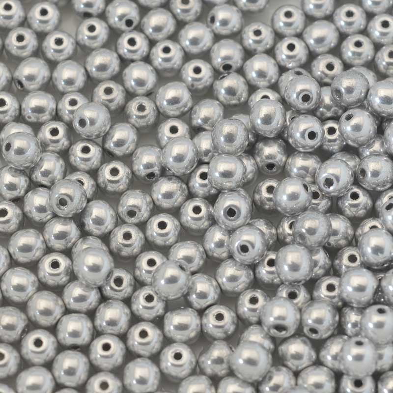 Glass Beads Round - 4mm - Crystal Labrador Full Coat (50)