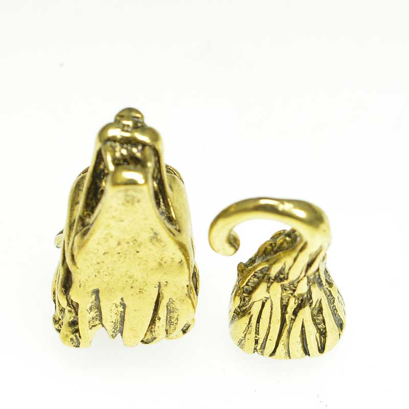 Clasp -  Tail of the Wolf - Gold Plated (Set)