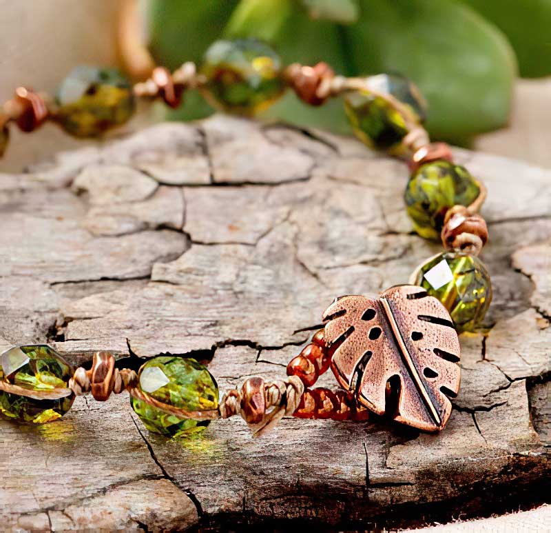 Button -  Monstera Leaf - Antique Gold