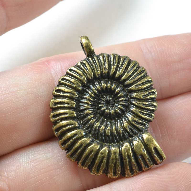 Pendant Spiral Shell    Antd Brass each