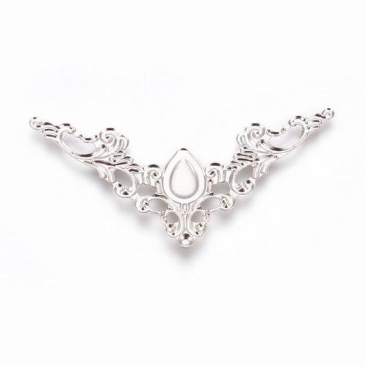 Metal Filigree - 58mm Flying Triangle - Nickel Coloured (5)