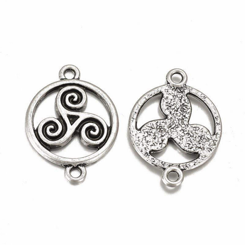 Pendant - Triskelion Link - Sterling Plated