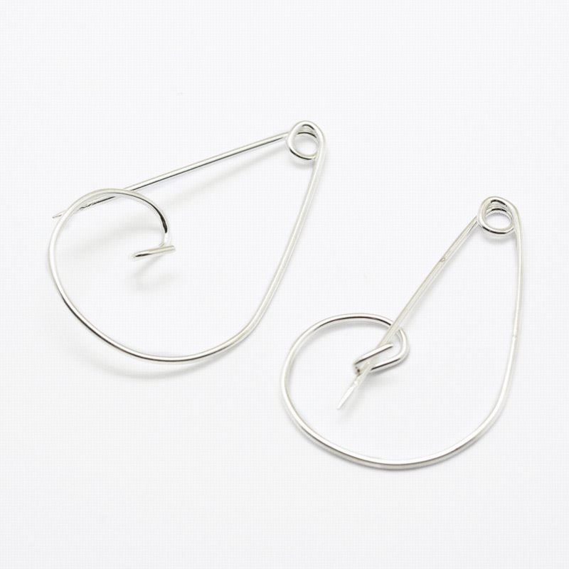 Brooch Finding -  Curvy Brooch Pin / Kilt Pin - Bright Silver (2)