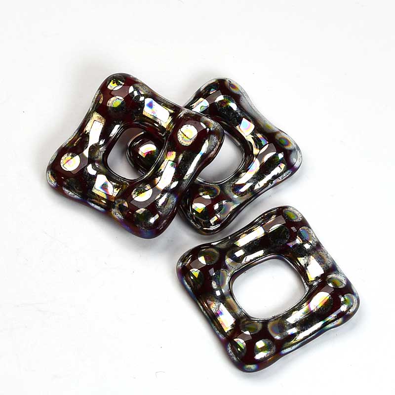 Fused Glass - 25mm - Trafalgar Square - Garnet