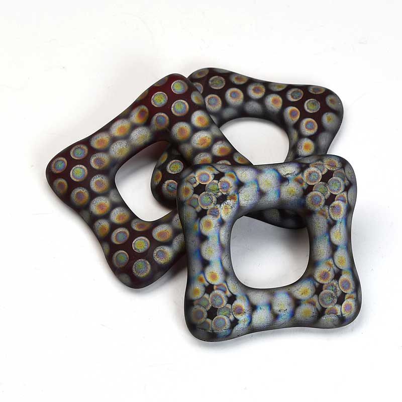 Fused Glass - 35mm - Trafalgar Square - Matte Garnet