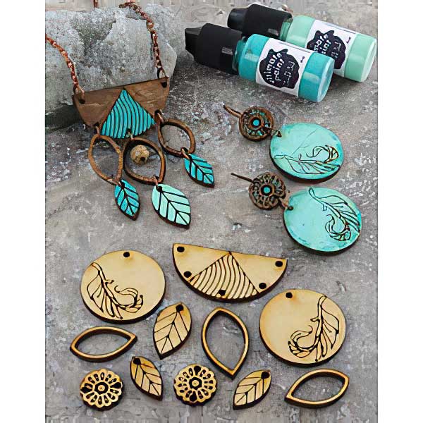 Colorful Soul Component Set - Bohemian Feather Panel - Natural Wood