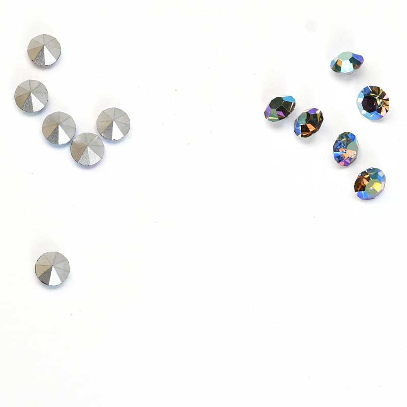 Swarovski Vintage Rhinestones - ss20 / 4.7mm - Chaton (Round Pointed Back) Foile