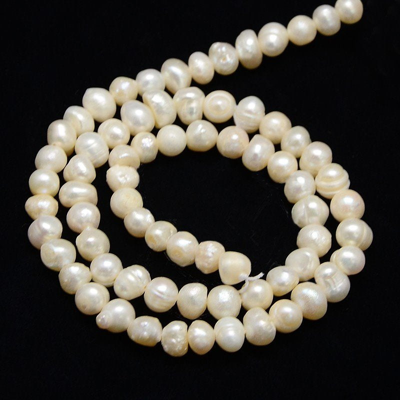 Freshwater Pearls - 5-6mm - Potato - Cream (strand)