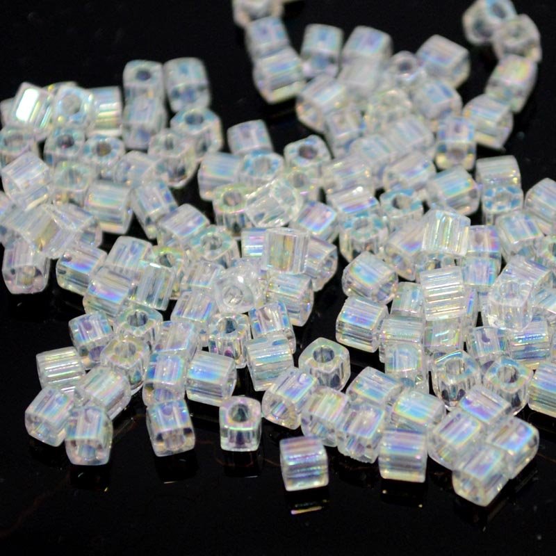Miyuki Cube - 3mm - Crystal Rainbow