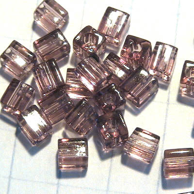 Miyuki Cube - 4mm - Transparent Amethyst