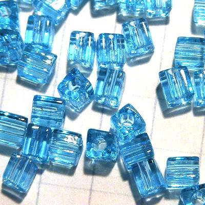 Miyuki Cube - 4mm - Transparent Light Aqua