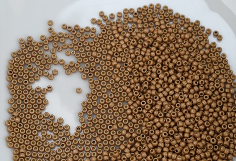 Toho Seed Beads - 11/0 - Galvanized Light Gold [Permanent Finish]