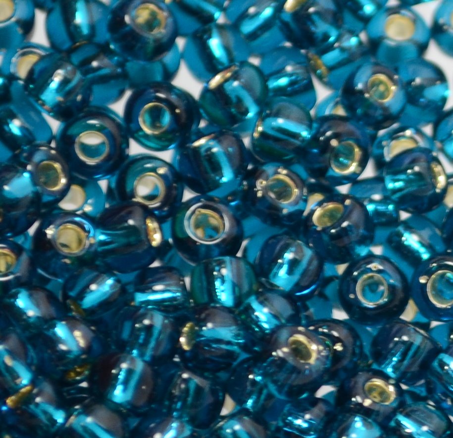 Toho Seed Beads - 6/0 - Silver Lined Blue Zircon