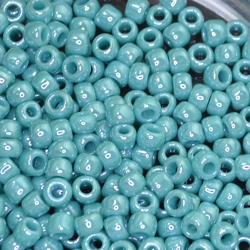 Toho Seed Beads - 6/0 - Turquoise Lustre
