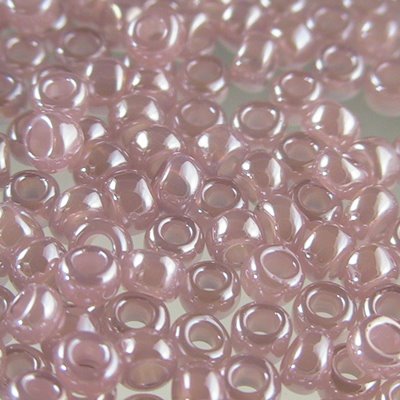 Toho Seed Beads - 8/0 - Ceylon Grape Mist