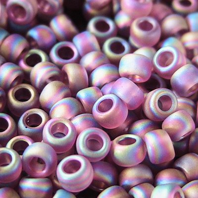 Toho Seed Beads - 8/0 - Transparent Medium Amethyst Rainbow Frosted
